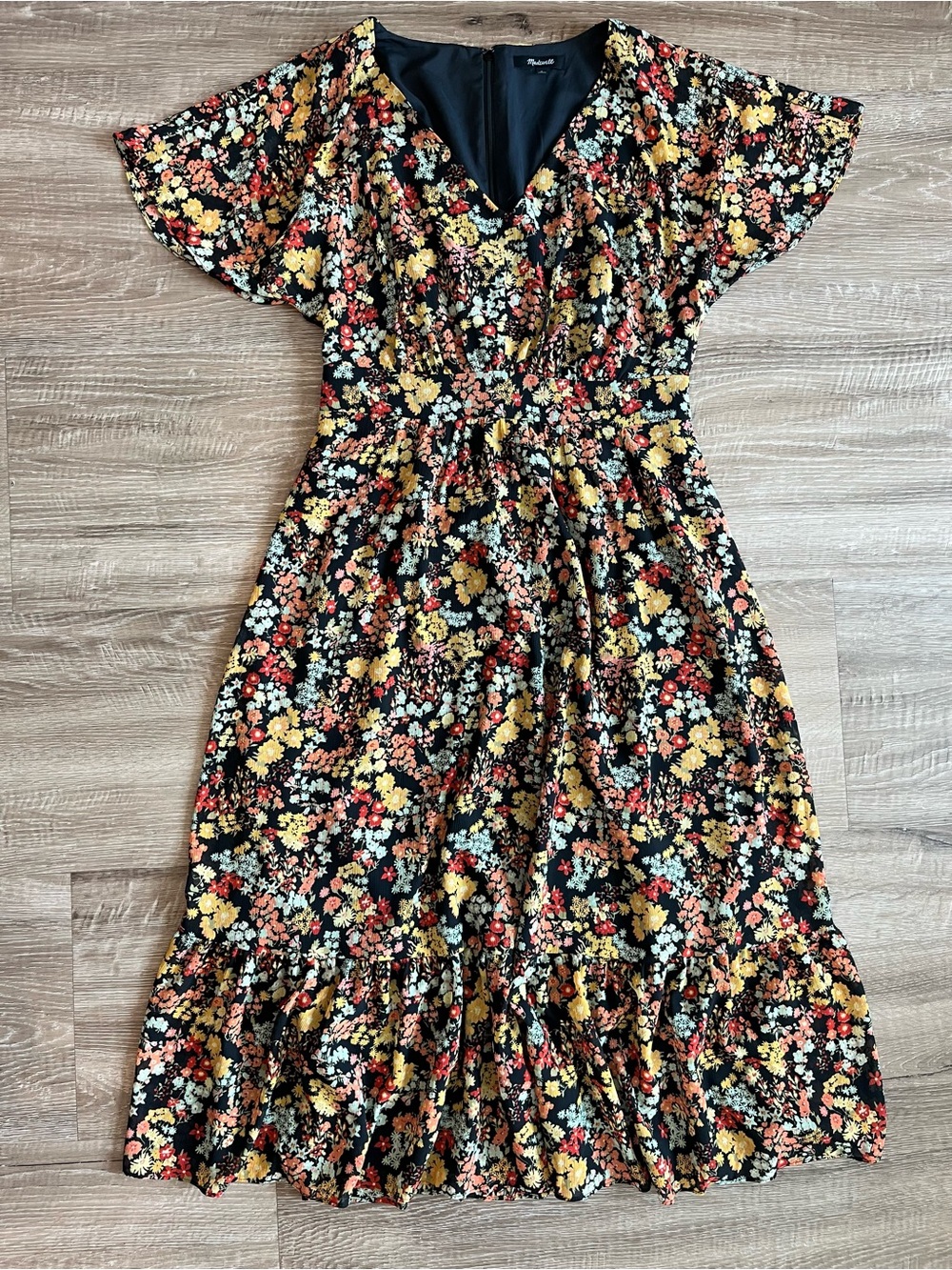 Madewell size 2 women’s floral midi flutter sleeve dress